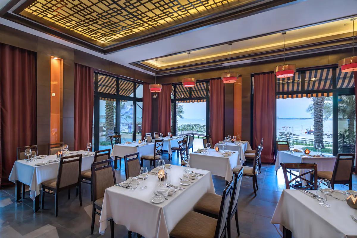 رستوران هتل رکسوس باب البحر دبی